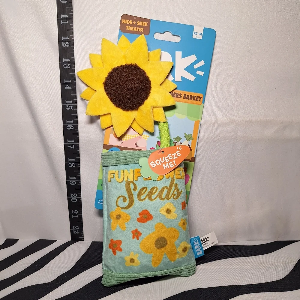 NWT Bark Funflower Seeds Dog Toy XS-M